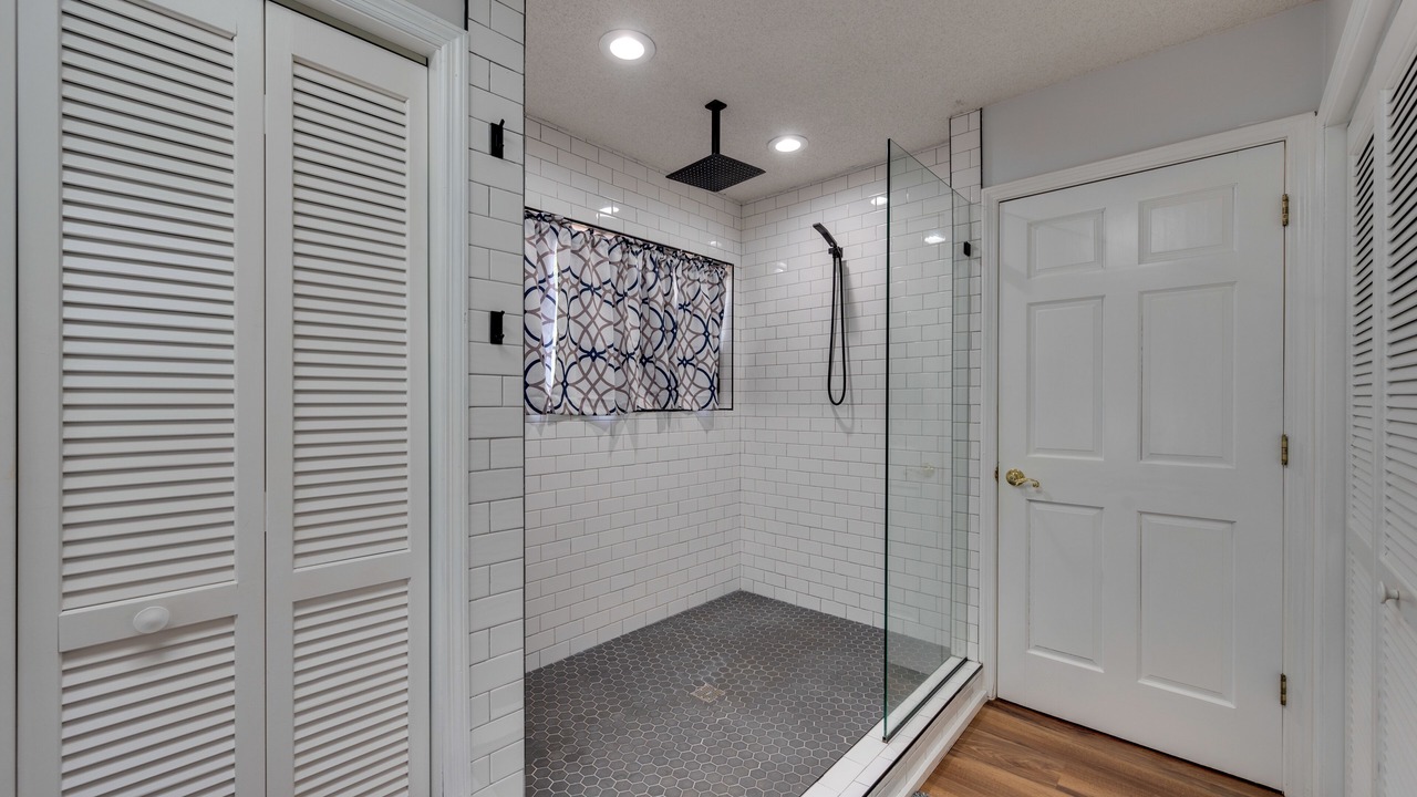 Photo of Bathroom in Eatonton