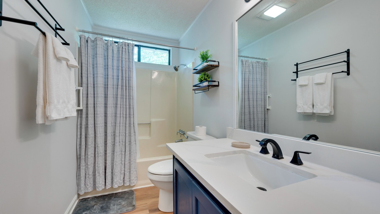 Photo of Bathroom in Eatonton