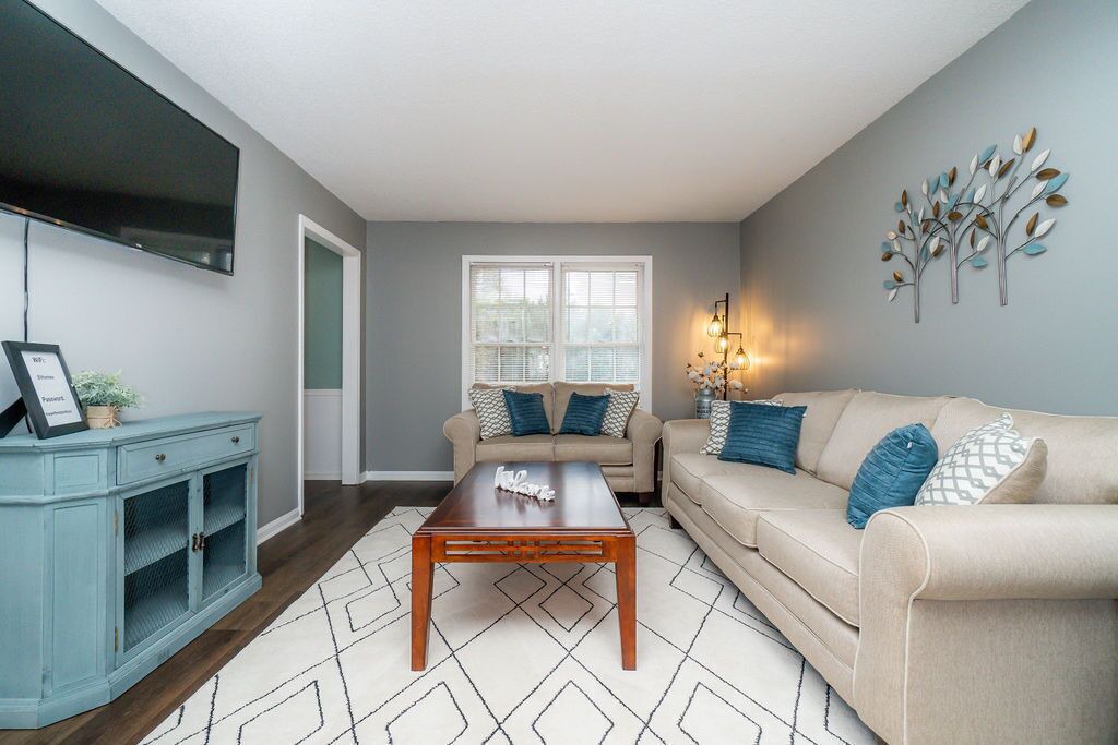 Photo of Livingroom in Warner Robins