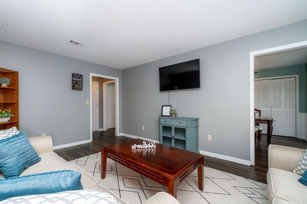 Photo of Livingroom in Warner Robins