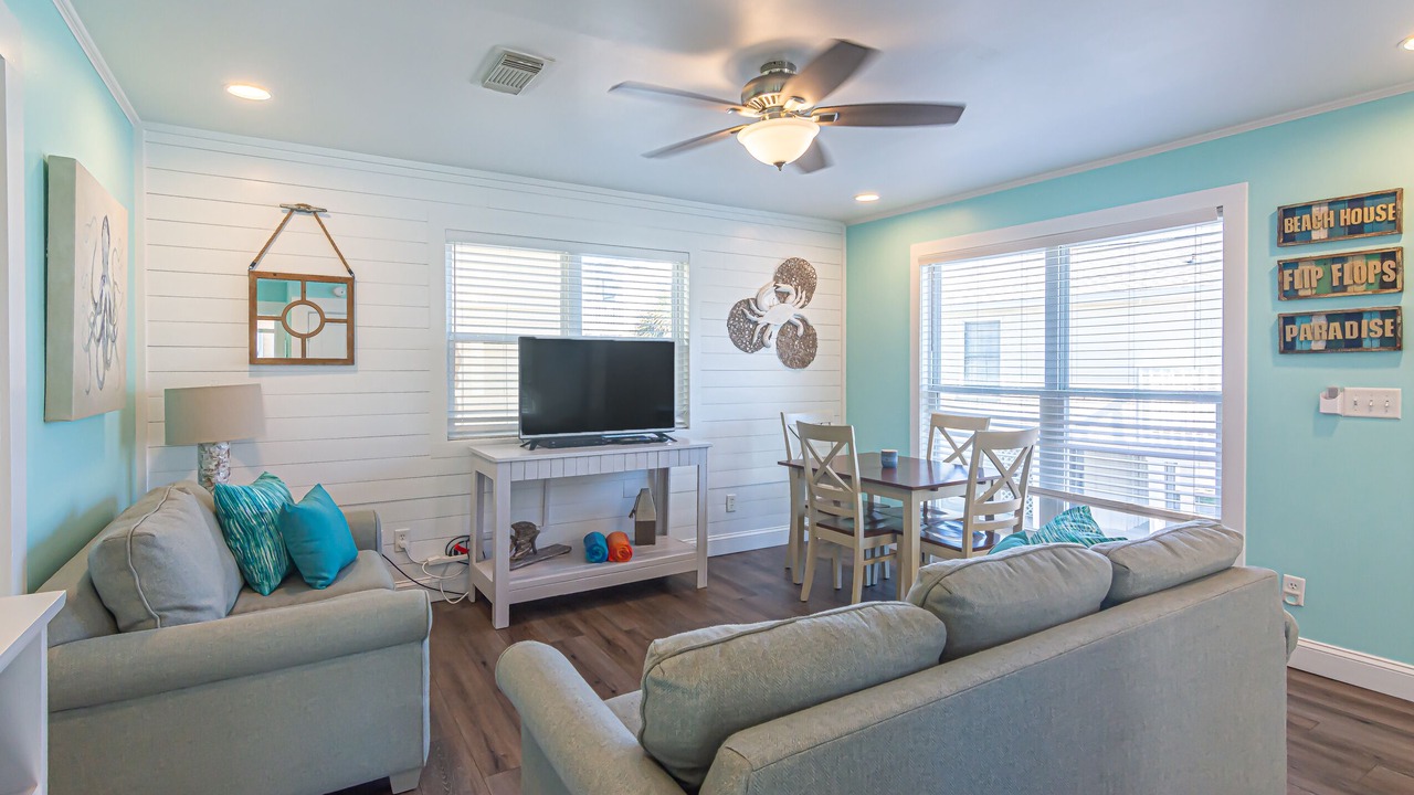 Photo of Bedroom in Gulf Shores