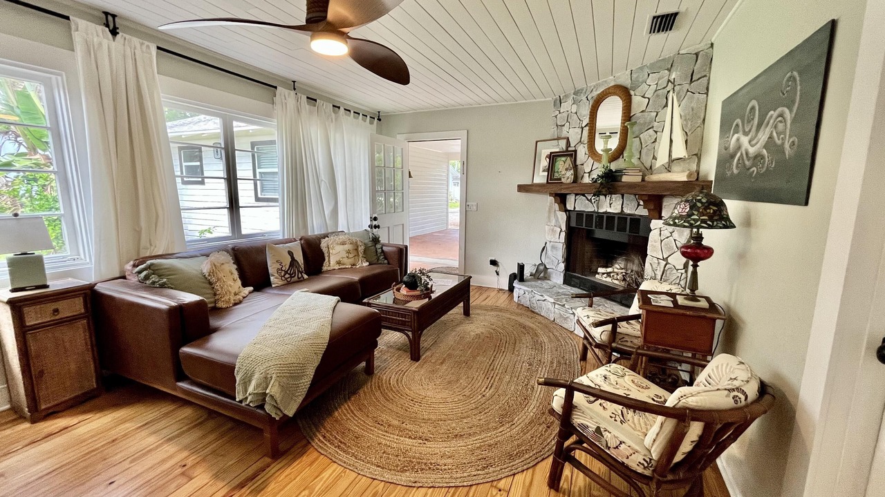 Photo of Bedroom in New Smyrna Beach