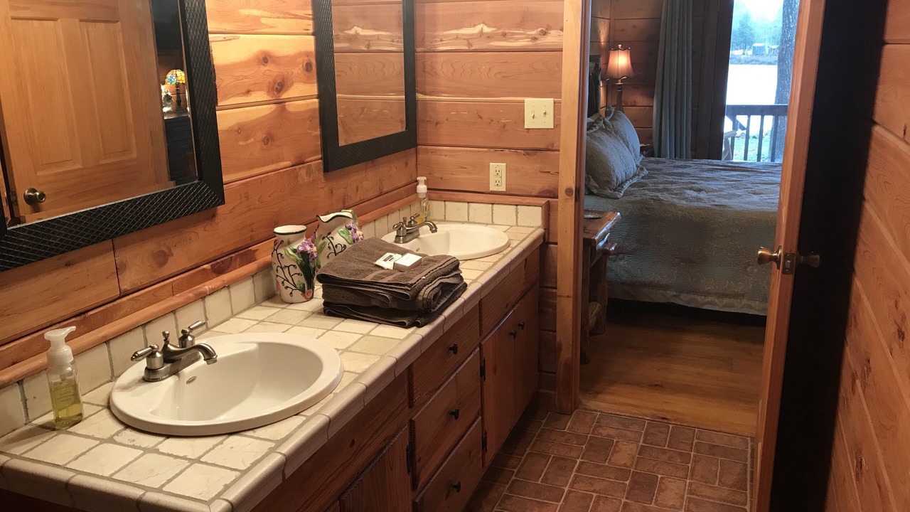 Photo of Bathroom in Panola