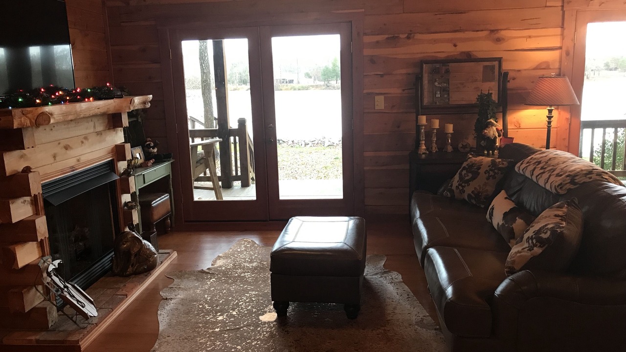 Photo of Livingroom in Panola