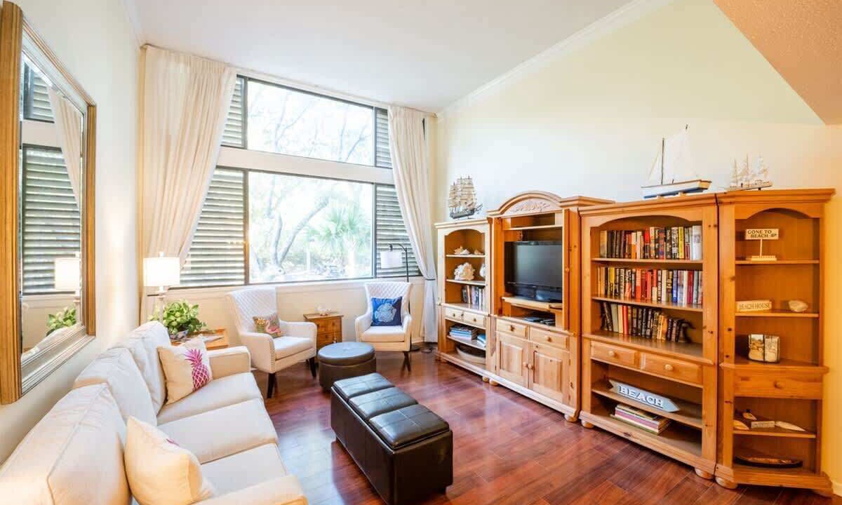 Photo of Livingroom in Fernandina Beach