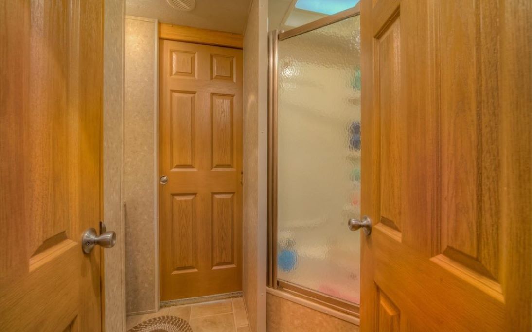 Photo of Bathroom in Ellijay