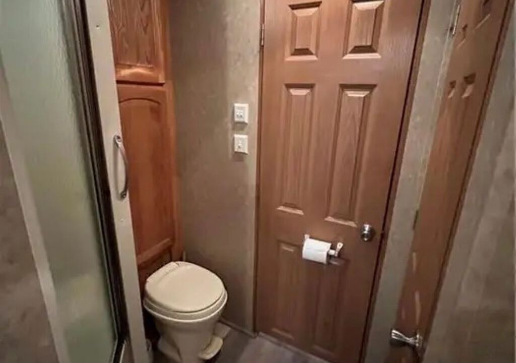 Photo of Bathroom in Ellijay