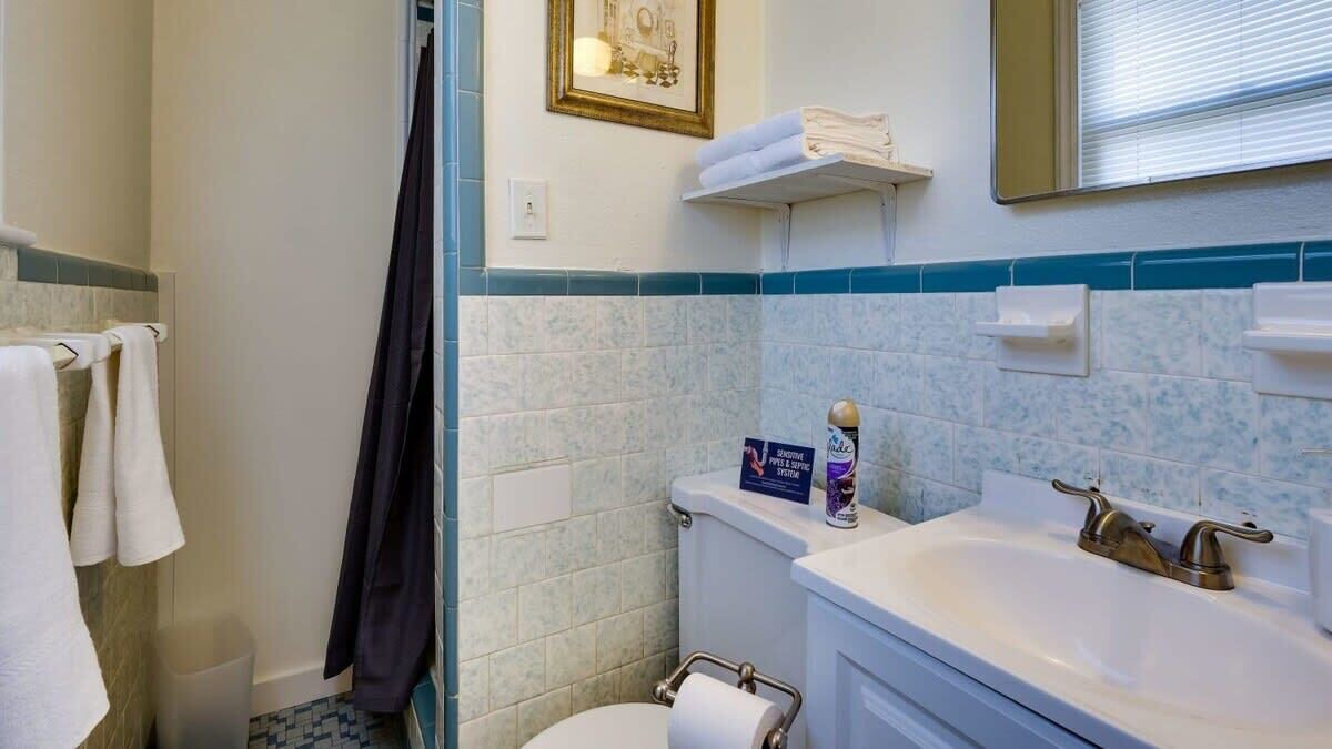 Photo of Bathroom in Savannah