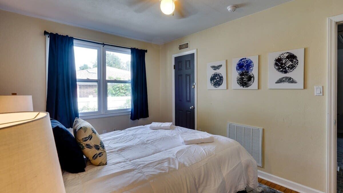 Photo of Bedroom in Savannah