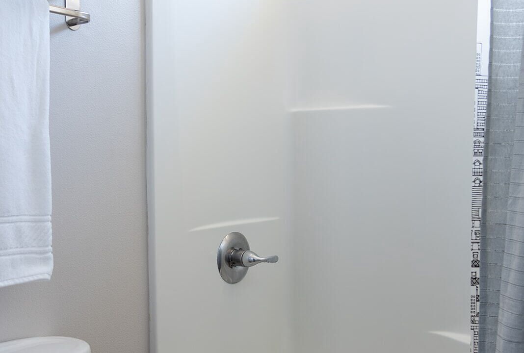Photo of Bathroom in Esplanade Ridge