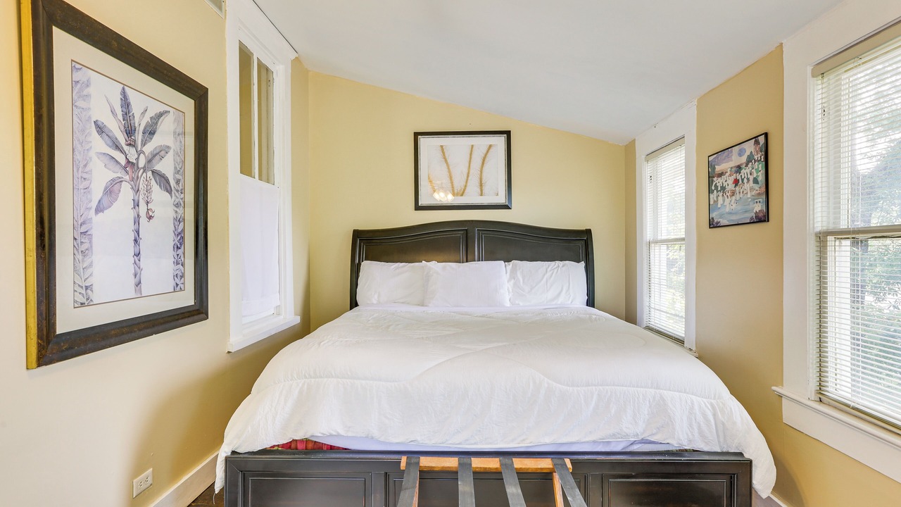 Photo of Bedroom in Albany