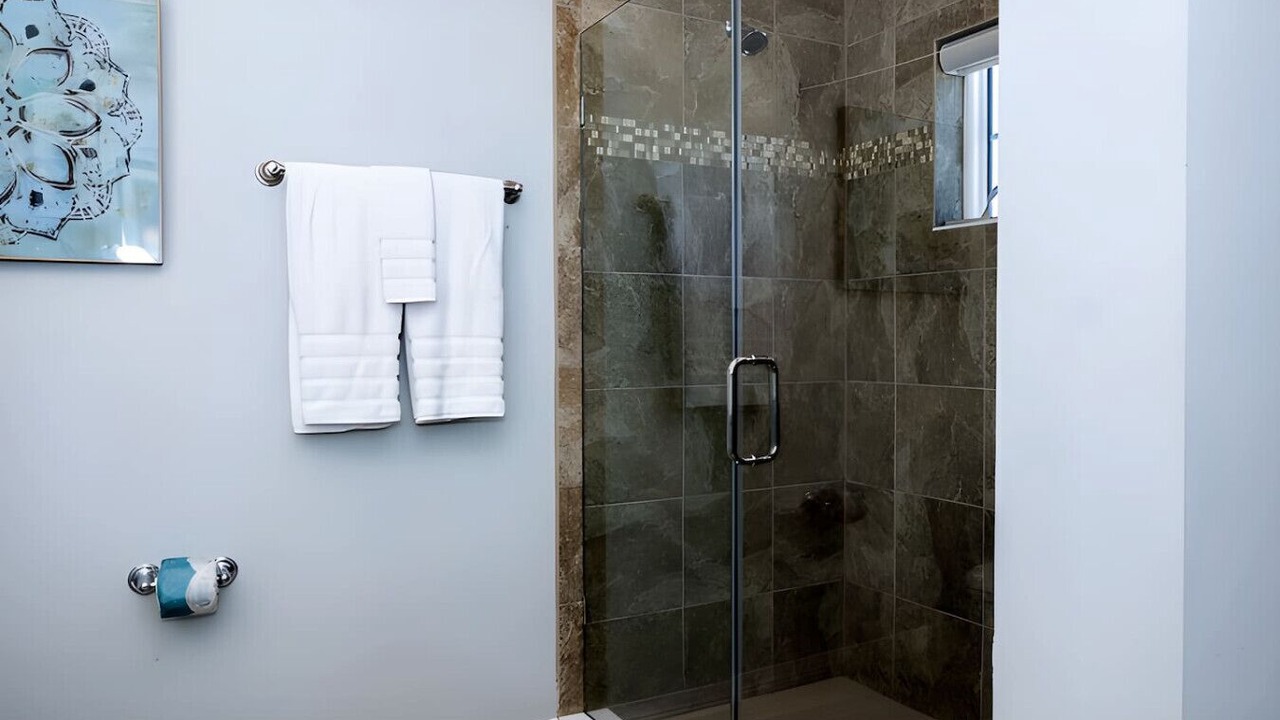 Photo of Bathroom in Ono Island