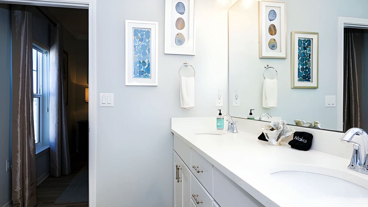 Photo of Bathroom in Ono Island
