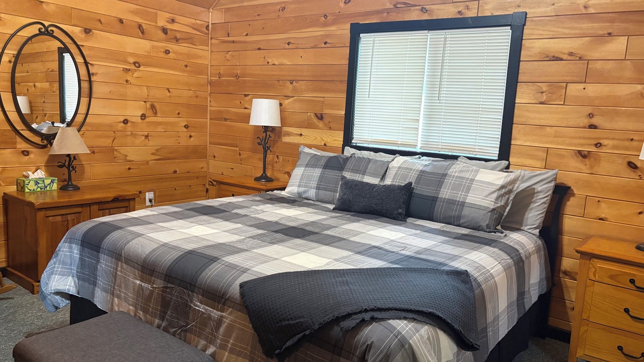 Photo of Bedroom in Kincheloe