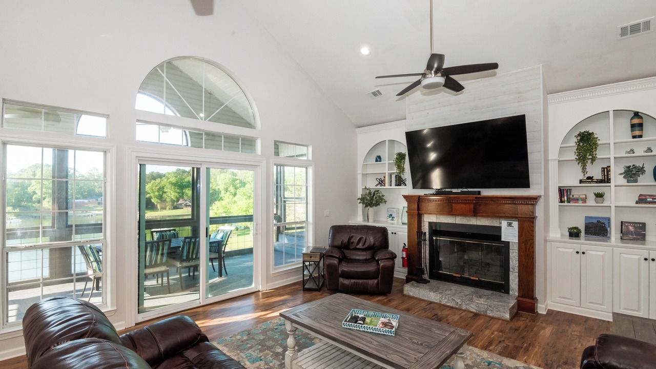 Photo of Livingroom in Alexander City