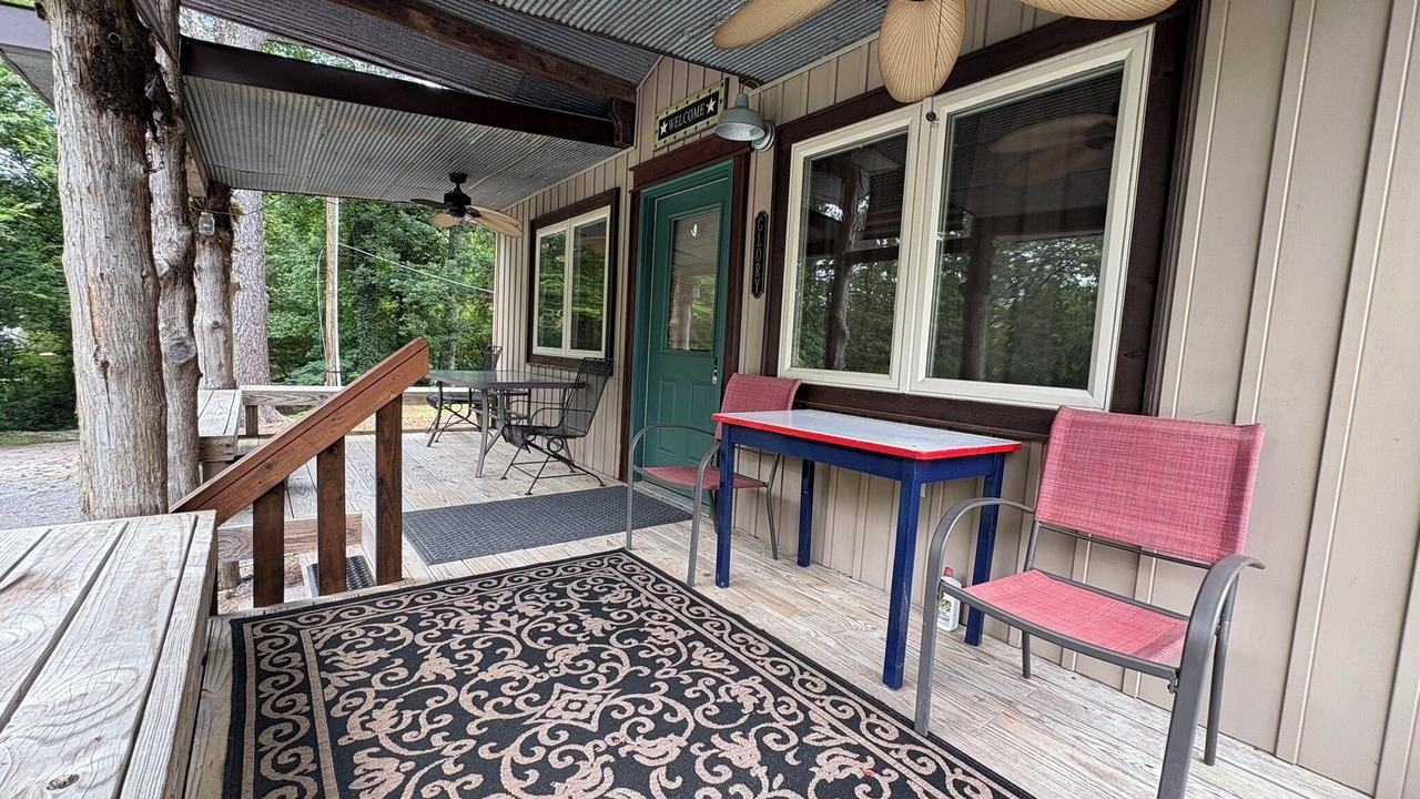 Photo of Outdoor in Groveoak