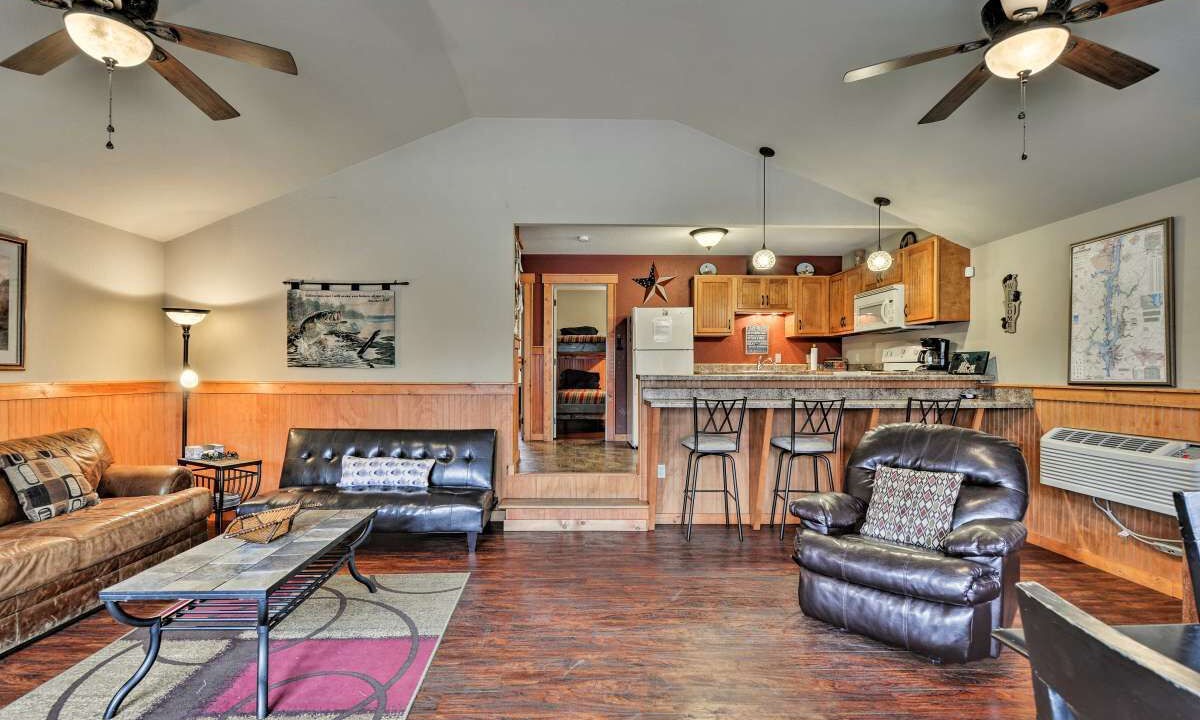 Photo of Livingroom in Groveoak