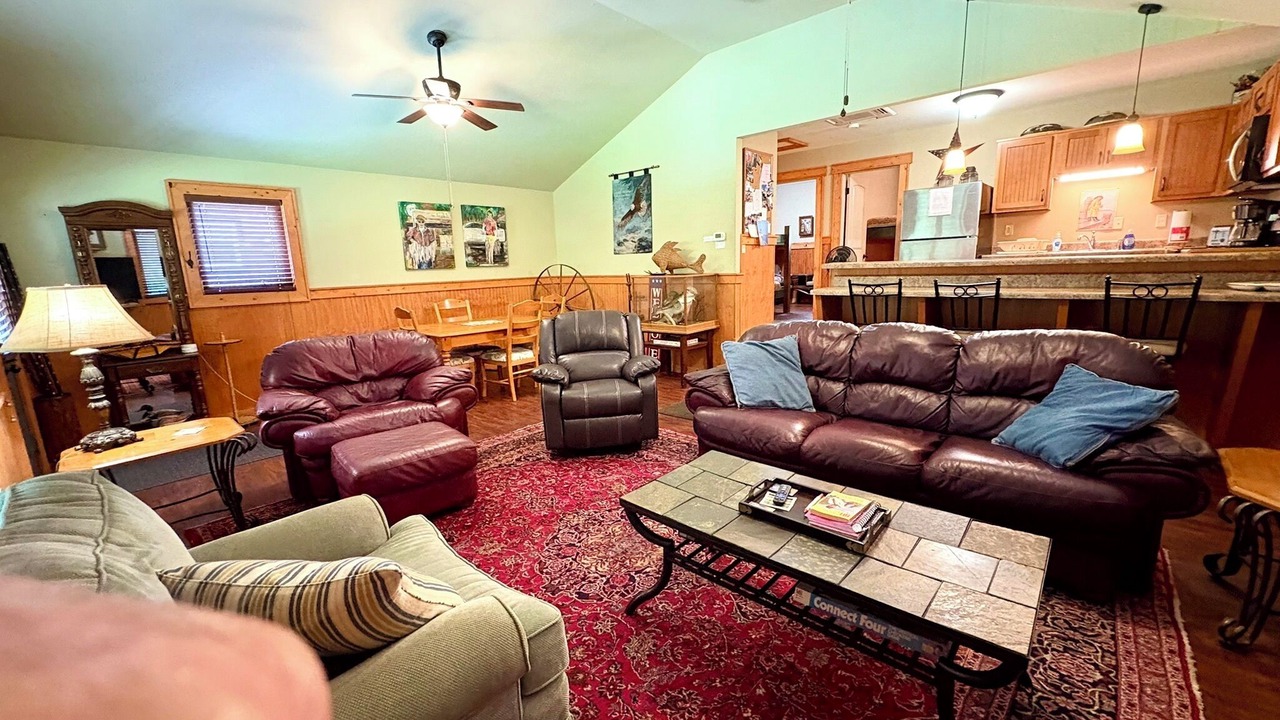 Photo of Livingroom in Groveoak