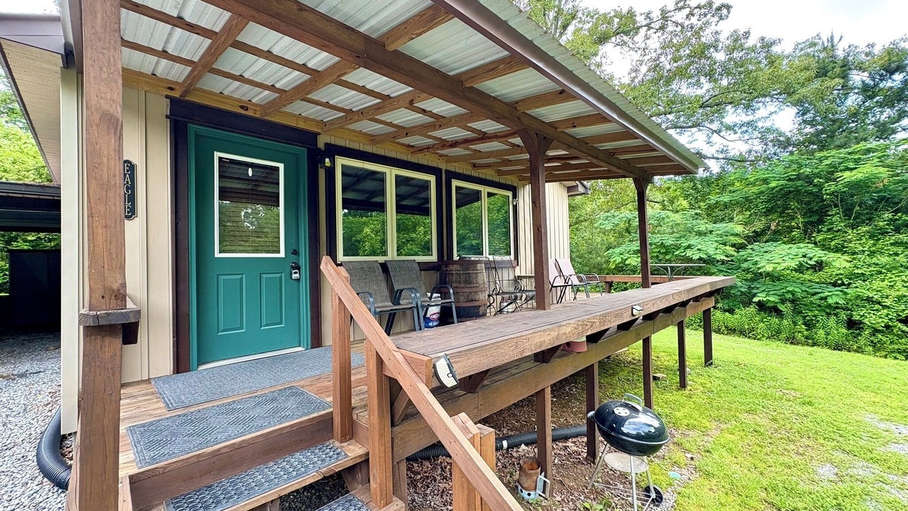 Photo of Patio Balcony in Groveoak