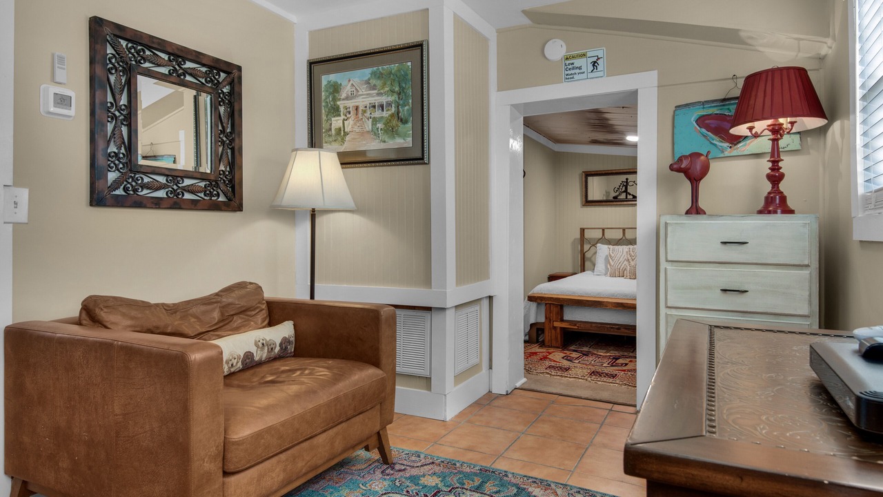 Photo of Livingroom in Laurel Hill
