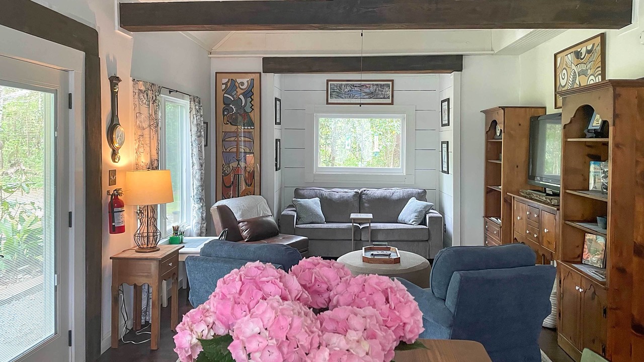 Photo of Bedroom in Ocean Springs