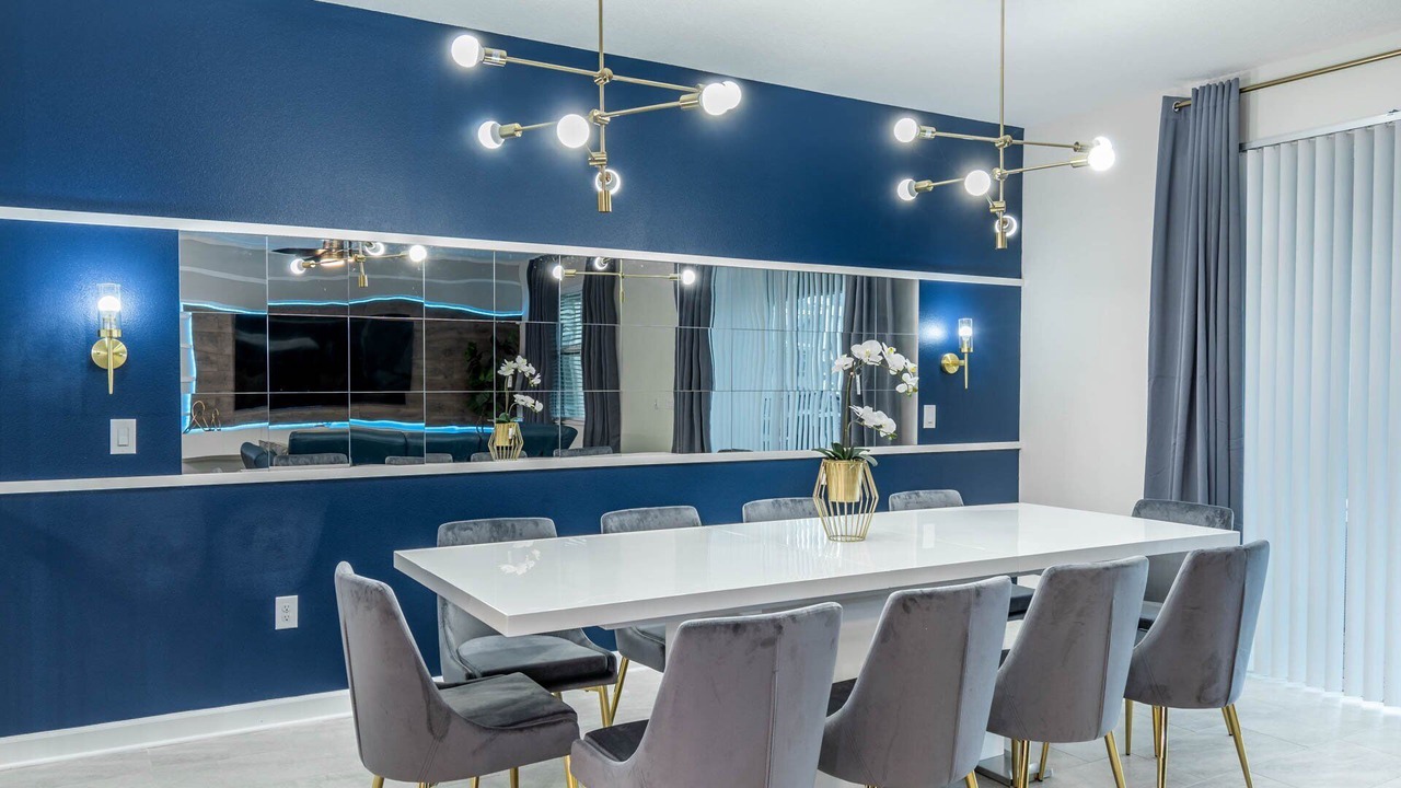 Photo of Livingroom in Four Corners