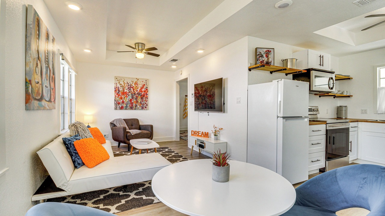 Photo of Livingroom in Long Beach