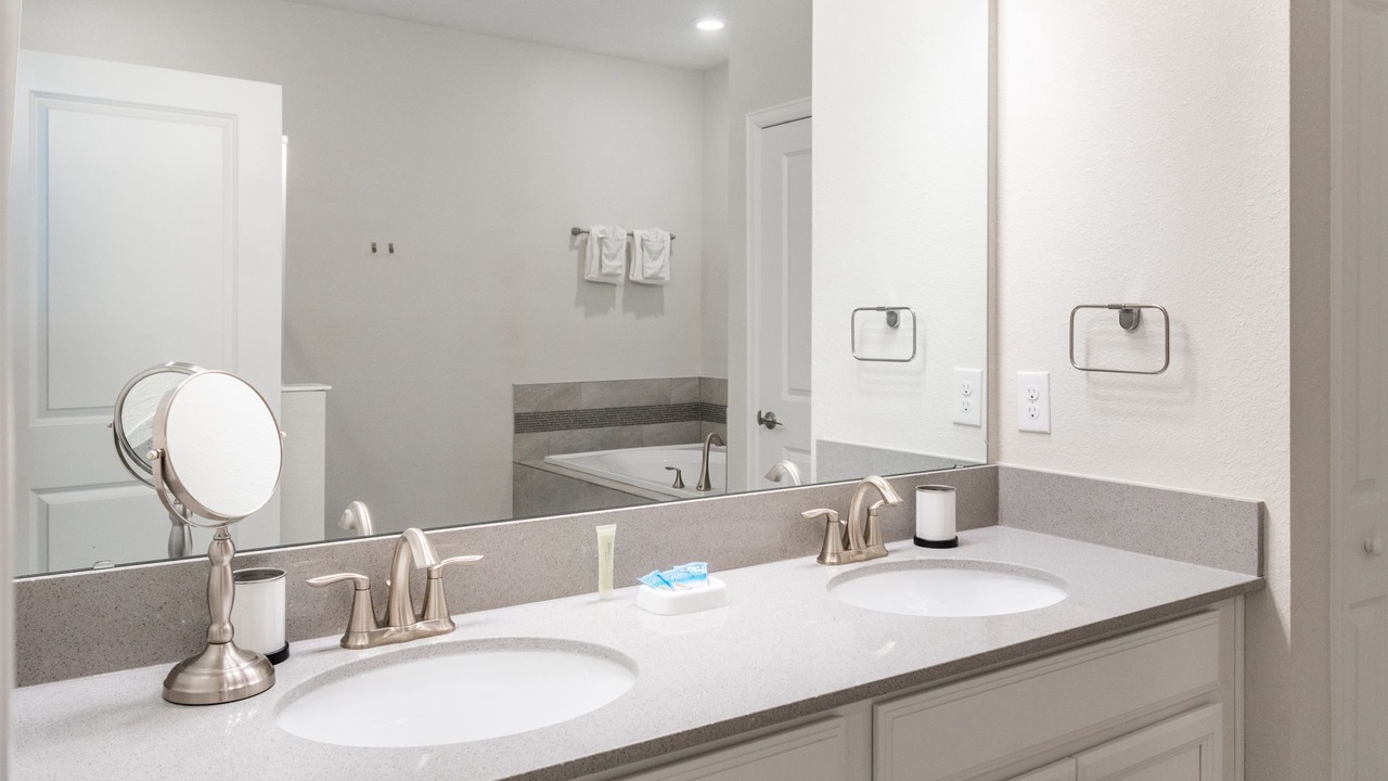 Photo of Bathroom in Davenport