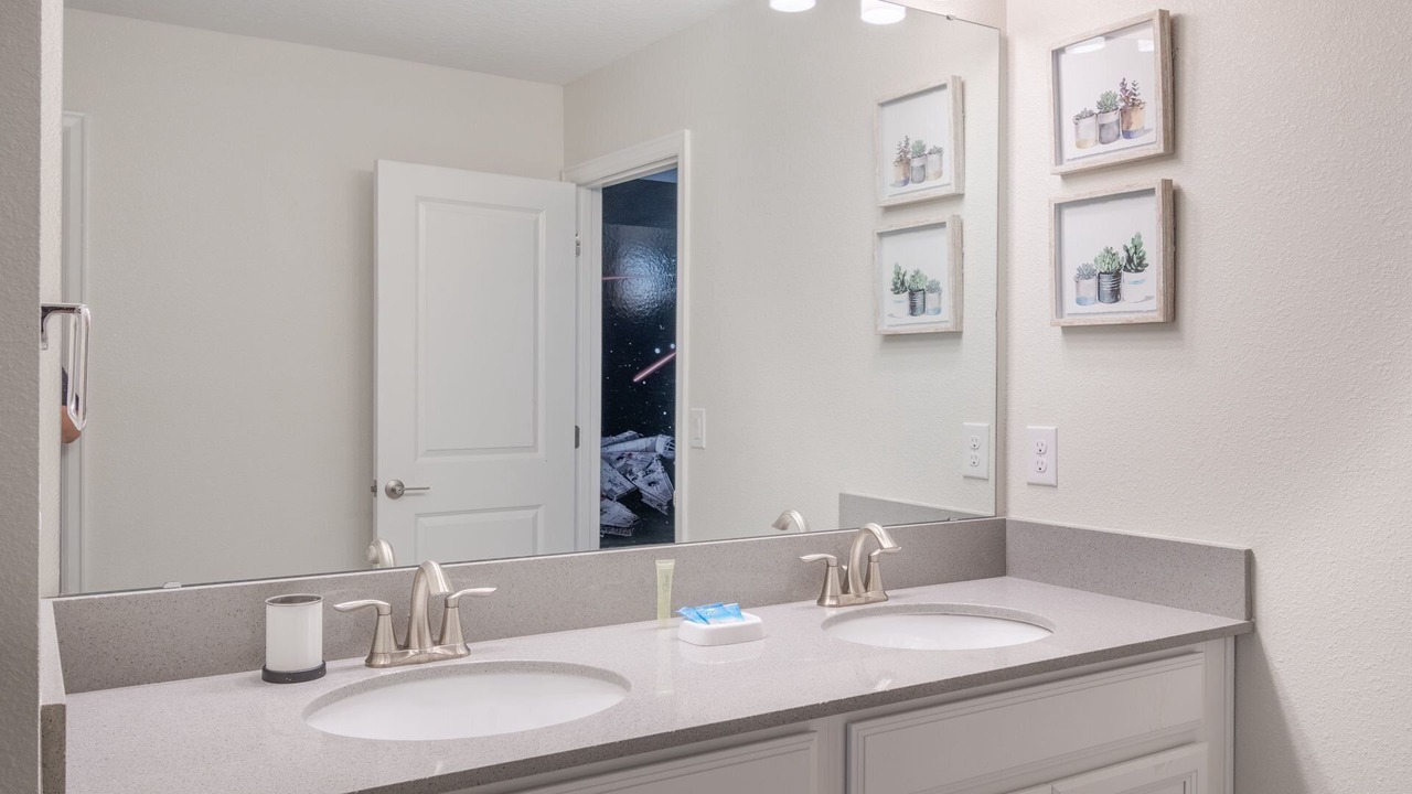 Photo of Bathroom in Davenport