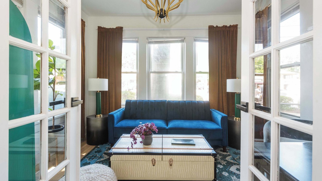 Photo of Livingroom in Candler Park