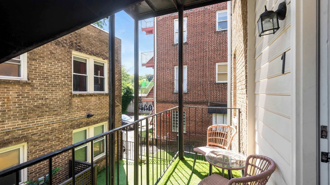 Photo of Outdoor in Candler Park