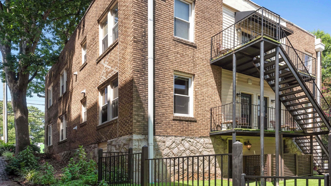 Photo of Outdoor in Candler Park