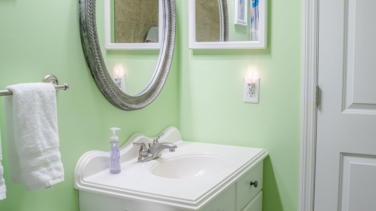 Photo of Bathroom in Tybee Island