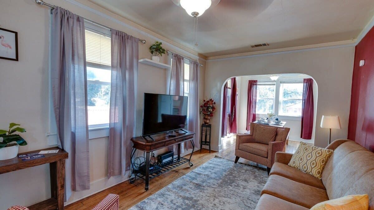 Photo of Bedroom in Savannah