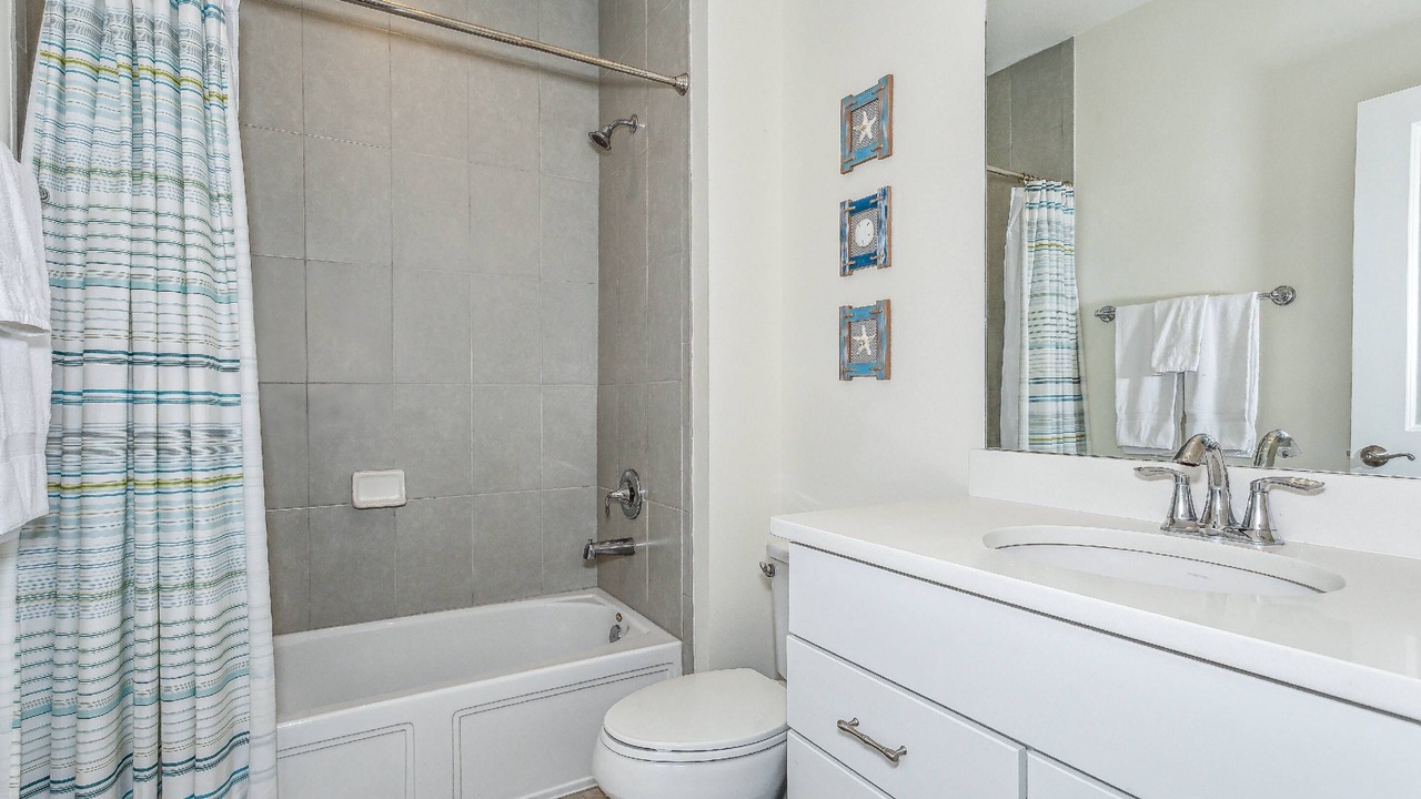 Photo of Bathroom in Ono Island