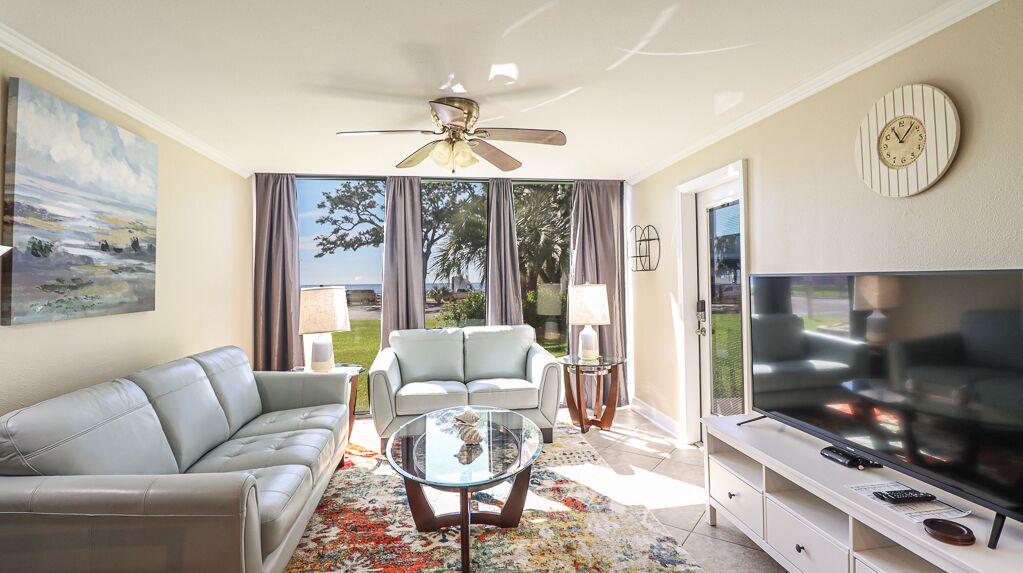 Photo of Livingroom in Biloxi