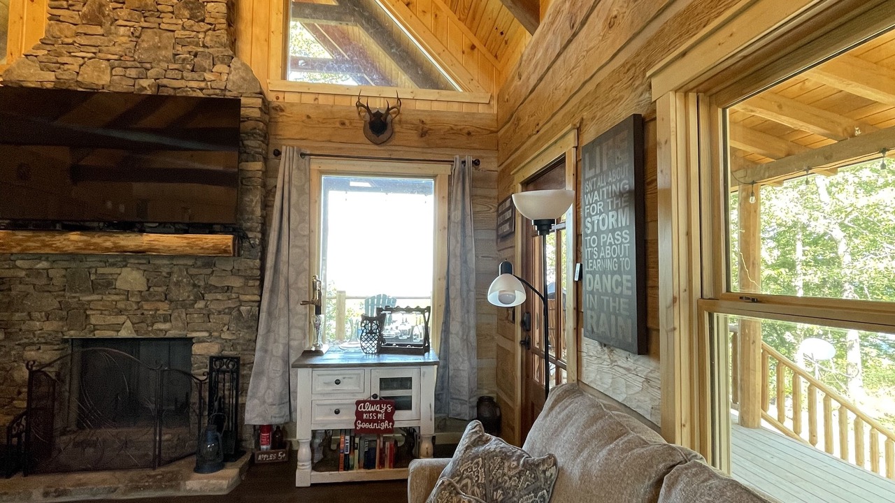 Photo of Livingroom in Valley Head