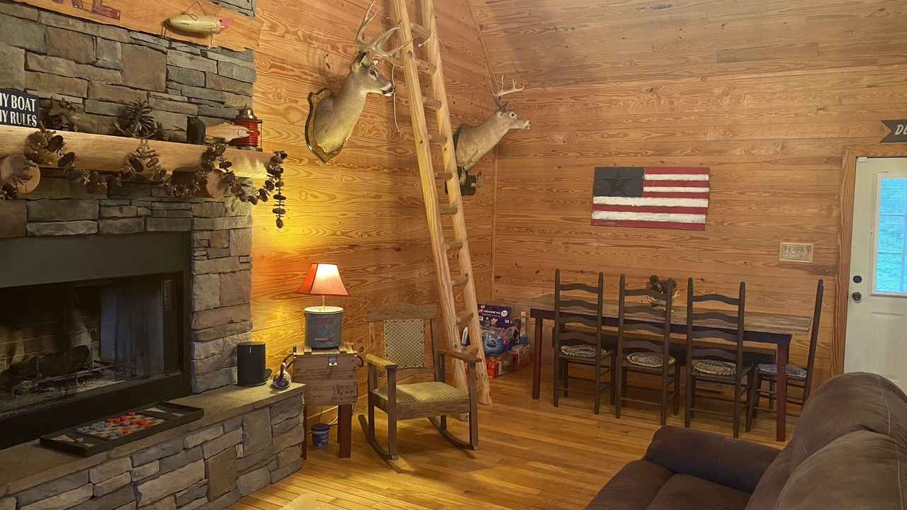 Photo of Livingroom in Double Springs