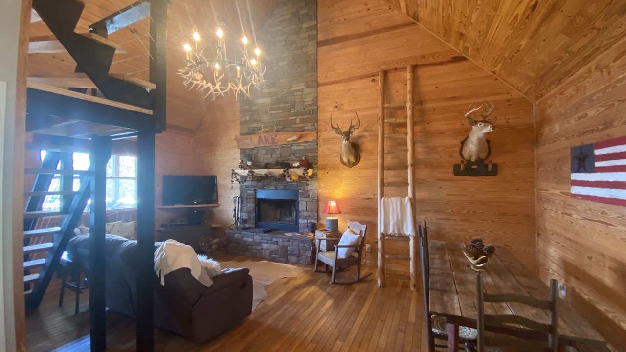 Photo of Livingroom in Double Springs