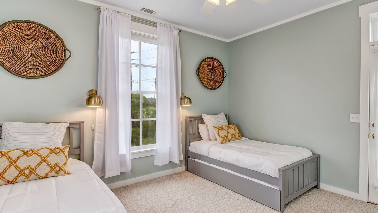 Photo of Bedroom in Tybee Island