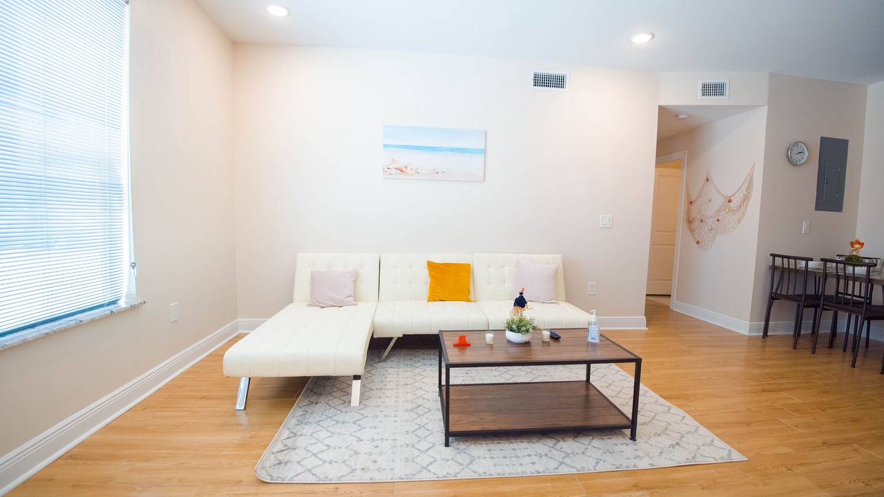 Photo of Livingroom in Biloxi