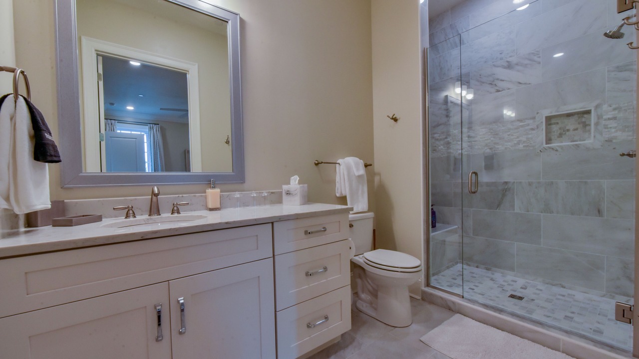 Photo of Bathroom in Tuscaloosa