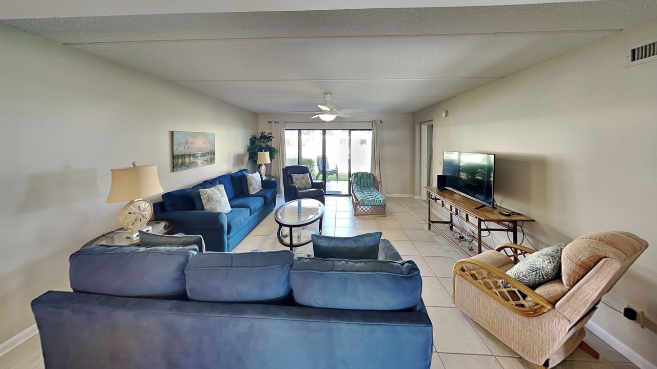 Photo of Livingroom in Butler Beach
