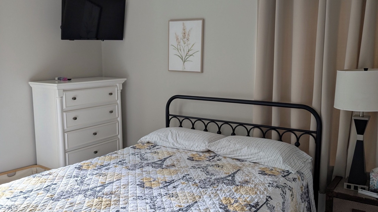 Photo of Bedroom in Gulfport