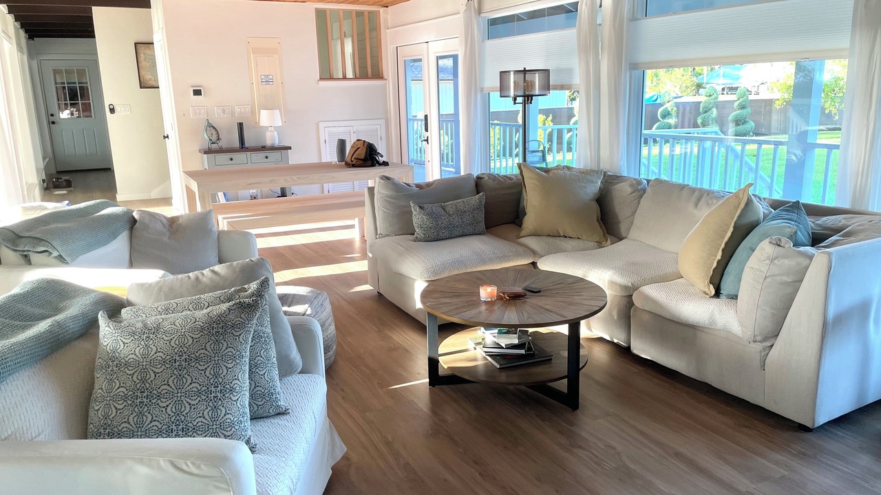 Photo of Livingroom in Melrose