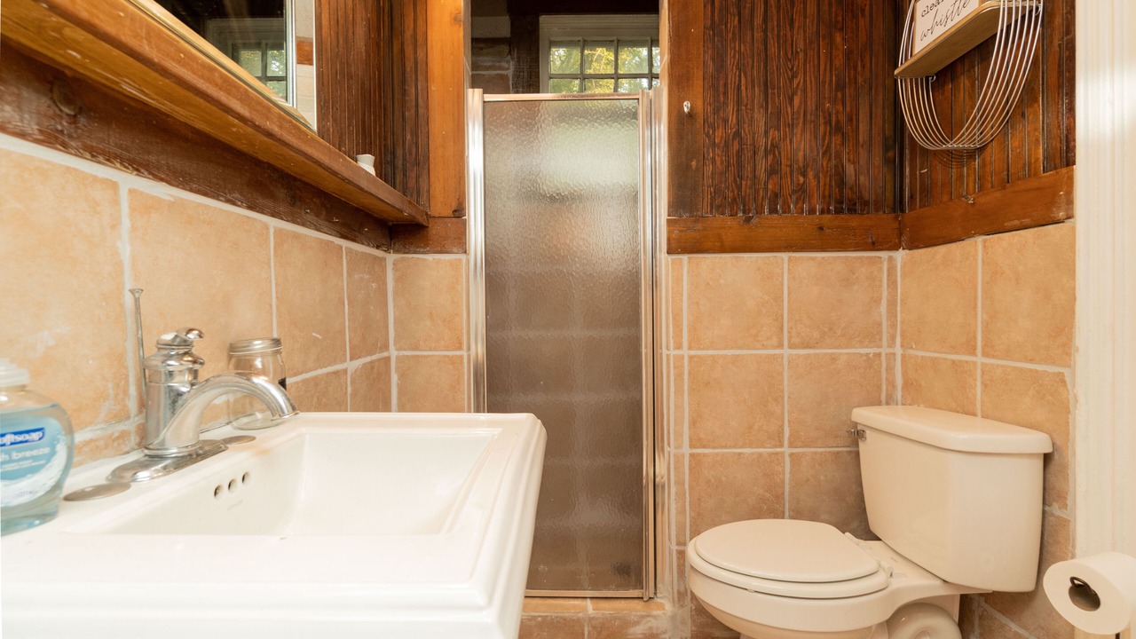 Photo of Bathroom in Montgomery