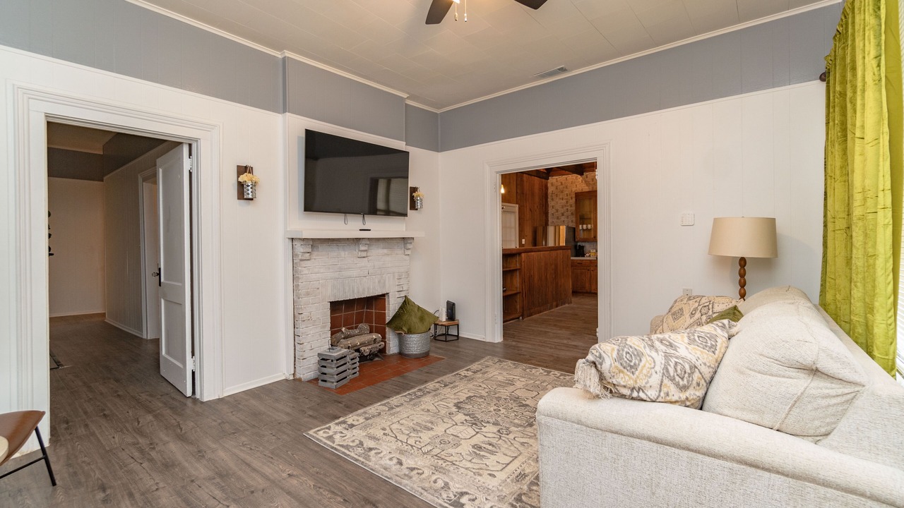 Photo of Livingroom in Montgomery