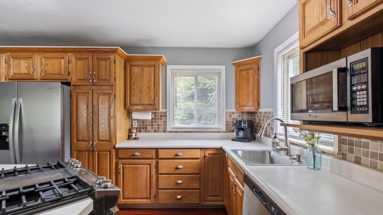 Photo of Kitchen in Canadian Lakes
