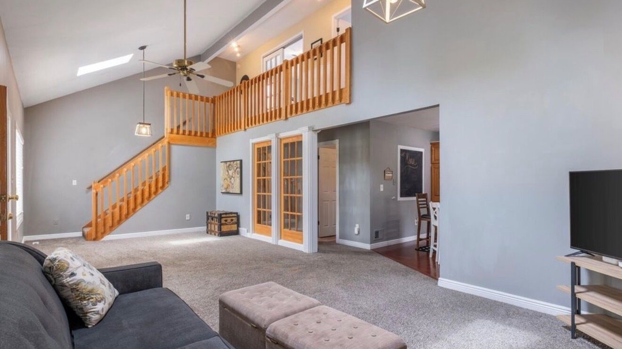 Photo of Livingroom in Canadian Lakes
