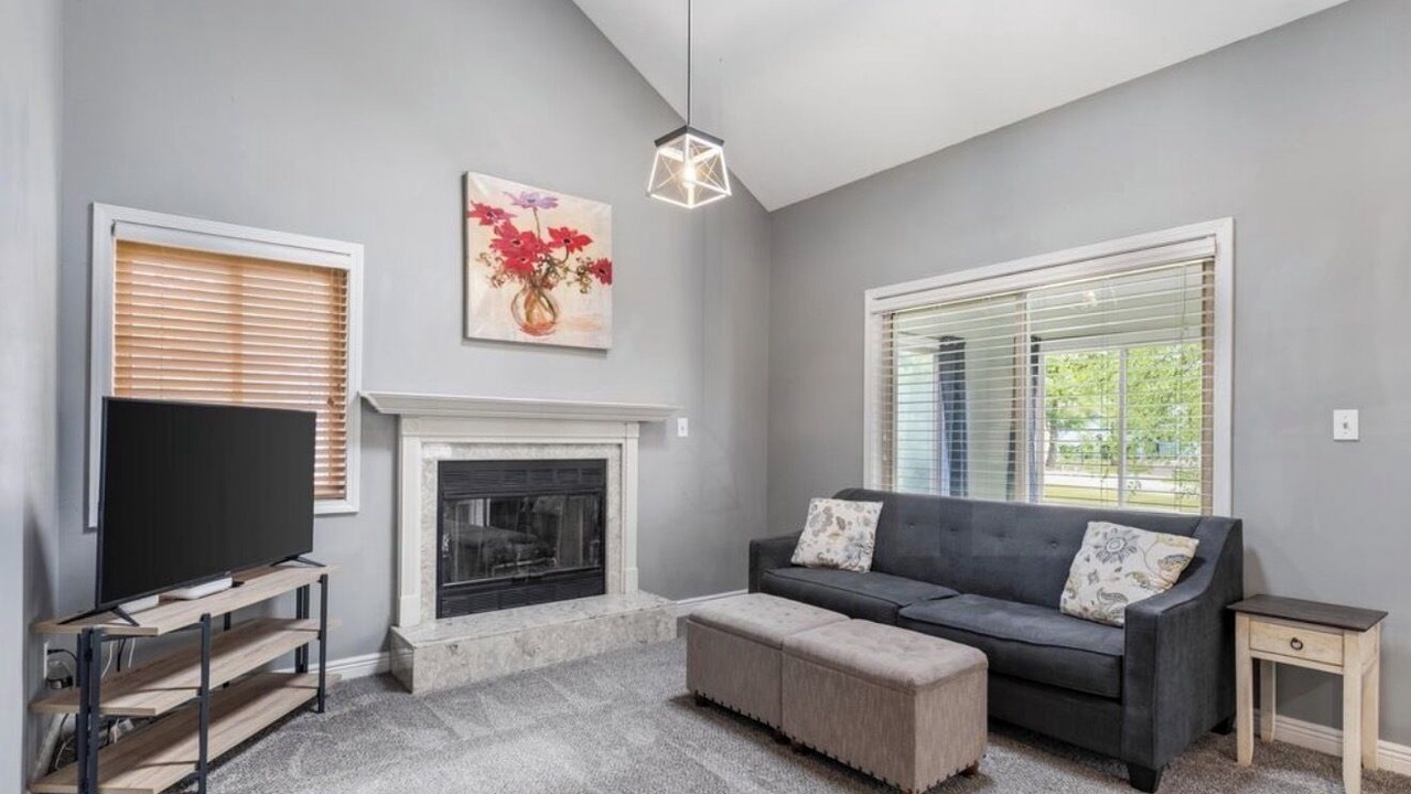 Photo of Livingroom in Canadian Lakes